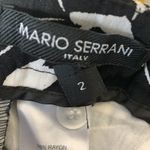 Mario Serrani  women's size 2 floral modest shorts shorts Photo 2