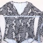 H&M Gray Snakeskin Print One Piece Onesie V-Neck Long Sleeve Bodysuit Photo 5