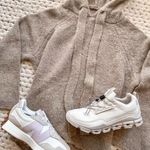 Pistola NWT  ELENA OVERSIZED HOODIE - TAUPE. Size Medium/Large Photo 5