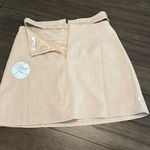 Cloud Ten  skort. NWT. Photo 1