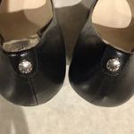 Michael Kors MICHAEL  BLACK PUMP
Alina Flex Leather Pump Photo 6