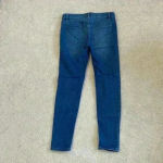 Free People ⭐️  distressed knee blue jeans in size 26 Photo 2