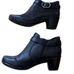Naturalizer  Elisa Black Leather Ankle Boots Overlapping Ring Hardware Size 10 40 Photo 5