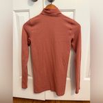 Lululemon Yin Vibes Turtleneck Copper Clay Long Sleeve Shirt Women's Size 6 Photo 6