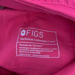 FIGS  Scrubs Photo 6