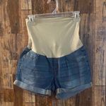 Blue Savvy  women's maternity Denim Shorts size medium Photo 2