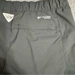 Columbia Women’s Omni-Shade Shorts Photo 4