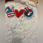 Buc-ee's Womens  beaver 4th of July usa short sleeve shirt Photo 1