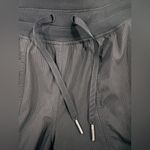Lululemon Dance Studio Mid-Rise Jogger – Size 6 - Black Photo 4