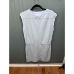 Mountain and Isles Women's Sleeveless V Photo 2