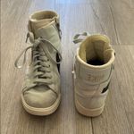 Nike Women's  High-Top Sneakers Photo 8