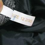 Albert Nipon wool jacket
Fully zip up mock neck
10 Black Size 12 Photo 4