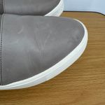 Vince Corbin shoes women's 7 sneakers slip on leather taupe Photo 8