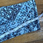 Gaiam white green black design 3/4 cropped athleisure workout leggings size XL Photo 4