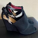 joe's jeans  Wedged Heel Strapped Sandal Black with grey/burgundy size 9.5 Photo 9