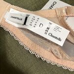 Chantelle Underwire Bra Sz 34D. Photo 7