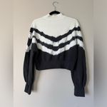 Fabletics  Cowl Neck Sweatshirt. Tie Dye Chevron 100% Cotton. Women’s Sz M. EUC Photo 3