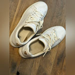 Tory Burch  Women’s size 9.5 Double T Howard Court In White Leather Photo 6