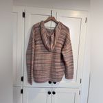 Aerie hooded sweater Photo 3