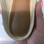 Universal Threads  tan flats size 9‎ Photo 5