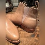 NISOLO Eva Everyday Chelsea Boot New In Box Tan Size 7.5 Photo 10