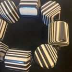 Chunky Black and White Striped lucite bead stretch bracelet Photo 3