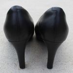 Clarks Women's Collection Adriel Viola Black Leather Dress Pumps Sz 8 Photo 5