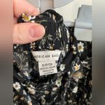American Eagle ,‎ black floral flowy shorts - soft size small Photo 3