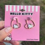 Hello Kitty  Gold Heart Hoop Earrings Photo 0