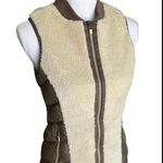 Athleta  Responsible Down Tundra Vest size XXS Photo 2