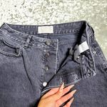 Everlane  The Curvy '90s Cheeky Jeans in Washed Black Photo 2