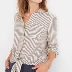Madewell NWT  Tie-Front Shirt in Maitland Stripe Photo 3
