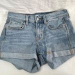 Old Navy  Boyfriend Mid Rise Denim Jean Shorts Size 0 Medium Wash Photo 2