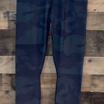 Alo Yoga alo High-Waist Camo Vapor Legging in Hunter Camo Photo 0