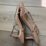 Tony Bianco  heels beige kitten low classic timeless size 8 EUC‎ Photo 4
