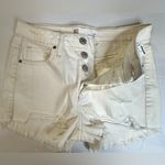 RSQ  Ivory/ Cream High Rise Short 2 Distressed Fringed Button Closure Size 26 NWT Photo 6