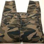 Soho New York & Co Camo Crosby Slim Leg Ankle Pant Size 6 Photo 0