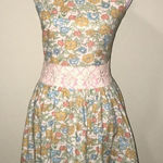 Top Shop Scoop neck floral button back dress Photo 0