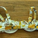 Peony fruit bikini top Size 6 Photo 2
