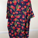 LuLaRoe Boho Chic Navy Blue Red Rose Print Soft Stretchy Casual M High Low Top Oversized Photo 1
