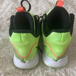 Nike LeBron, witness five lime glow Photo 1