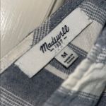 Madewell Striped V-Neck jumper shorts with pockets. Photo 1