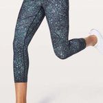 Lululemon Lead the Pack Crop 2 Photo 0