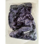 LuLaRoe NWT  Cozy Crystal Purple Floral Cropped Capri Velour‎ Pants Size Medium Photo 5