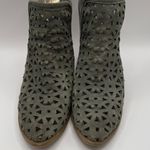 Musse & Cloud Musse &‎ Cloud Athena Leather Gray Laser Cutout Ankle Booties Size 7 Photo 4