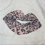 Wildfox Cheetah Kiss Lips Oversized Sweatshirt Cream Pink XL Photo 3