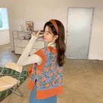 Boutique Korean Vintage Floral Knitted Sweater Vest Photo 2