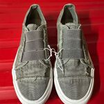 Blowfish Malibu Women's Marley size 6 Green Slip Photo 1