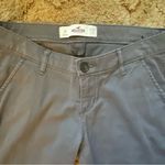 Hollister Woman’s Gray size 3 straight leg pants Photo 3
