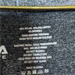 Zyia  Active Woman’s Performance Long Sleeve Gray Thumbhole Tee Size Large Photo 2